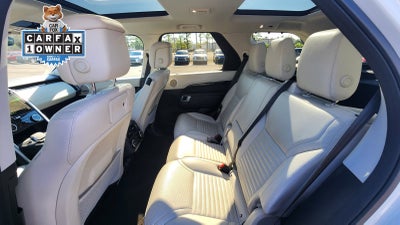 2024 Land Rover Discovery S