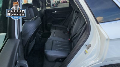 2024 Audi Q5 45 S line Premium quattro