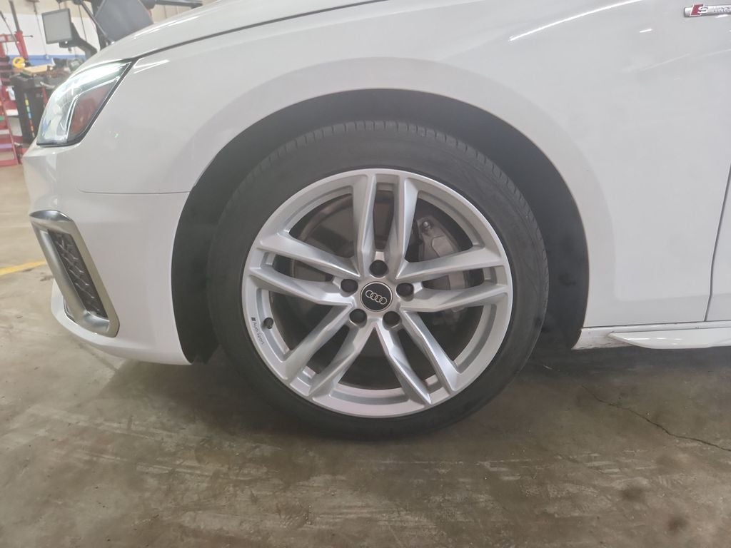 2024 Audi A4 45 S line Premium Plus quattro