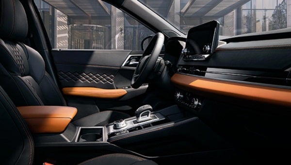 2023 Outlander Interior | Music City Mitsubishi in Nashville TN